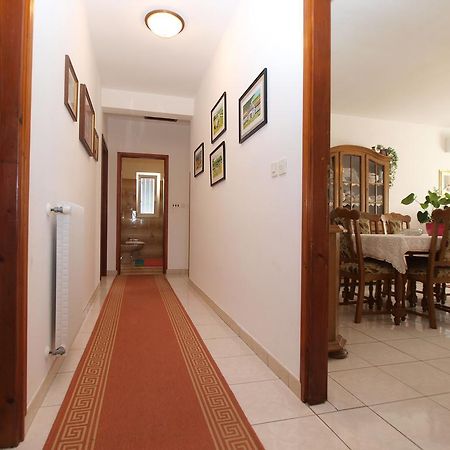 Apartment Luisa 1437 Peruški Eksteriør bilde