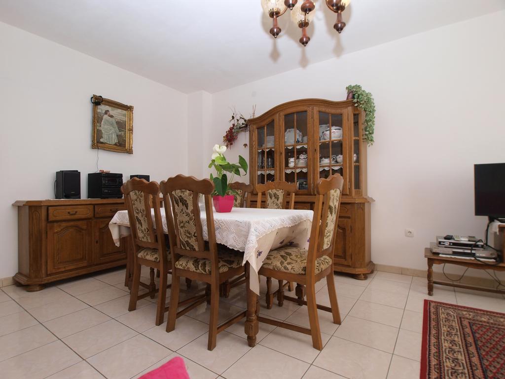 Apartment Luisa 1437 Peruški Eksteriør bilde