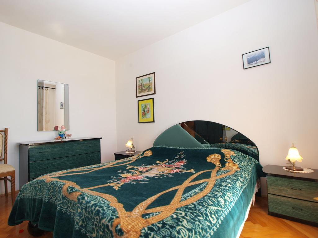 Apartment Luisa 1437 Peruški Eksteriør bilde