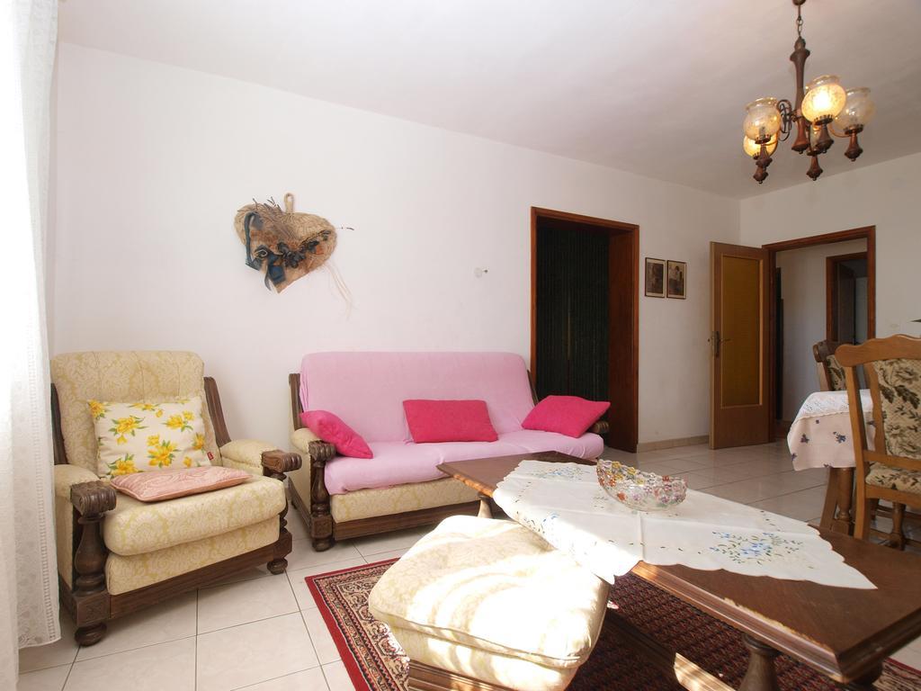 Apartment Luisa 1437 Peruški Eksteriør bilde