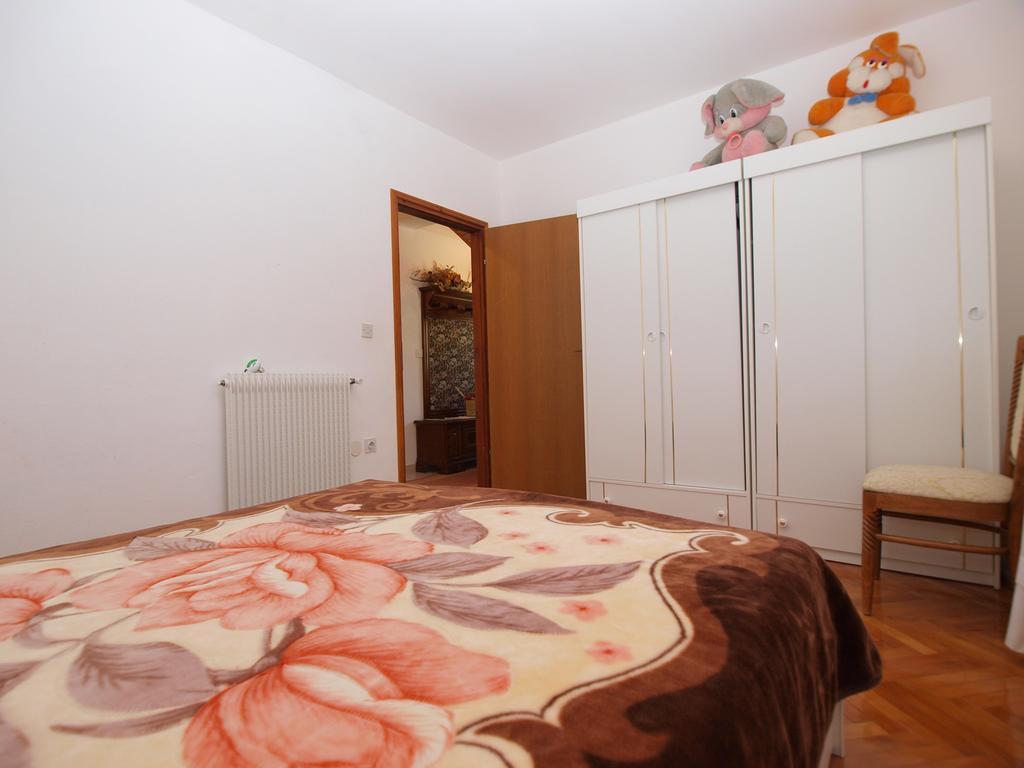 Apartment Luisa 1437 Peruški Eksteriør bilde
