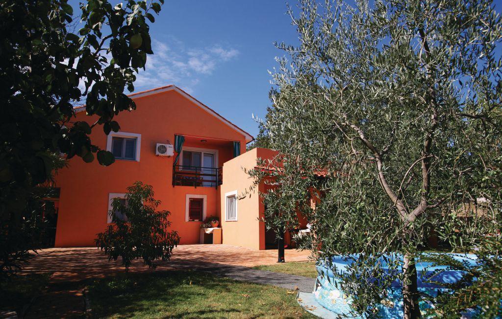 Apartment Luisa 1437 Peruški Eksteriør bilde